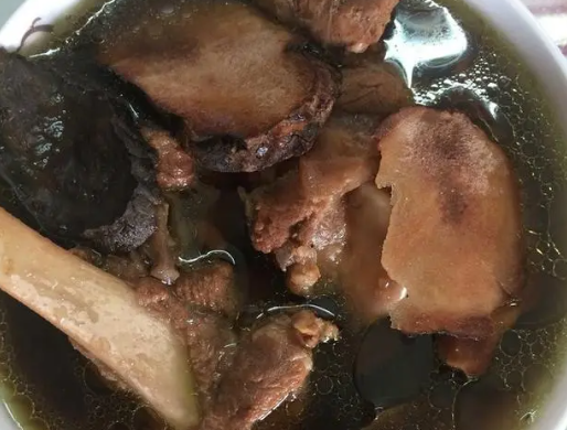 土茯苓不适宜人群，这四种人不能吃！