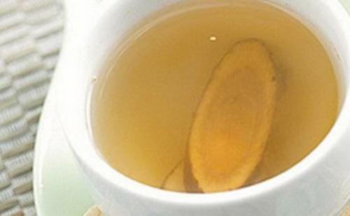黄芪泡水喝一次放多少量最好？怎么喝不上火？