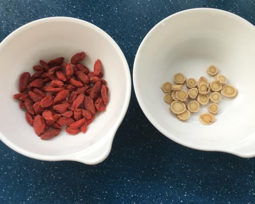 黄芪搭配什么泡水喝好？黄芪的7款最佳搭配方