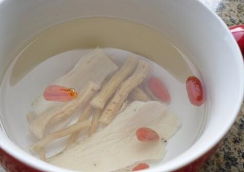黄芪搭配什么泡水喝好黄芪的7款最佳搭配方
