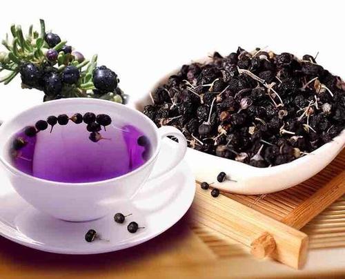黑枸杞怎么吃效果最好？泡水喝水温多少最好？