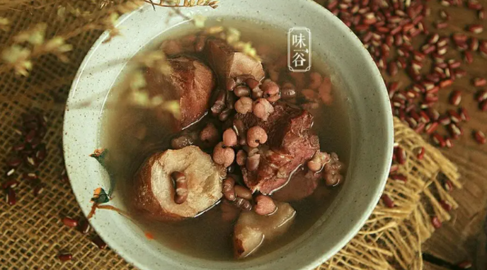 土茯苓跟什么搭配煲汤去湿气好