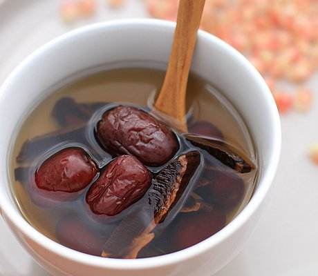 灵芝和什么一起泡水喝比较好