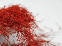 有斑可以吃藏红花吗？这样使用还能去黄褐斑！
