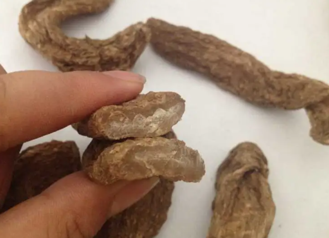 干天麻里面是什么颜色最正宗