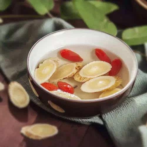 黄芪和枸杞泡水喝有什么作用