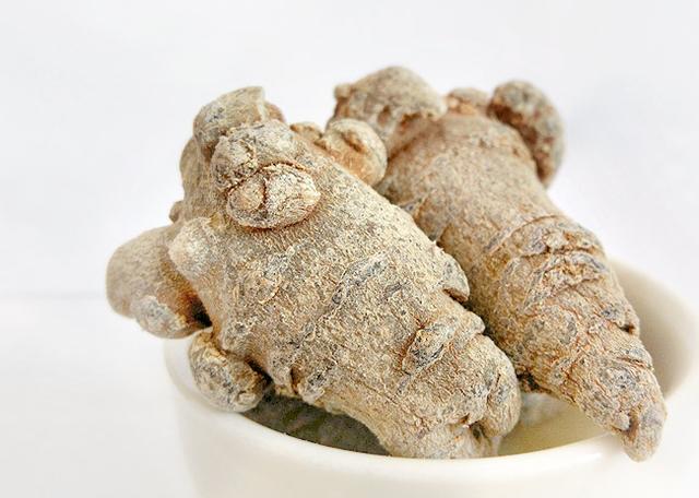 三七粉的副作用有毒吗？你可能吃了假三七粉！